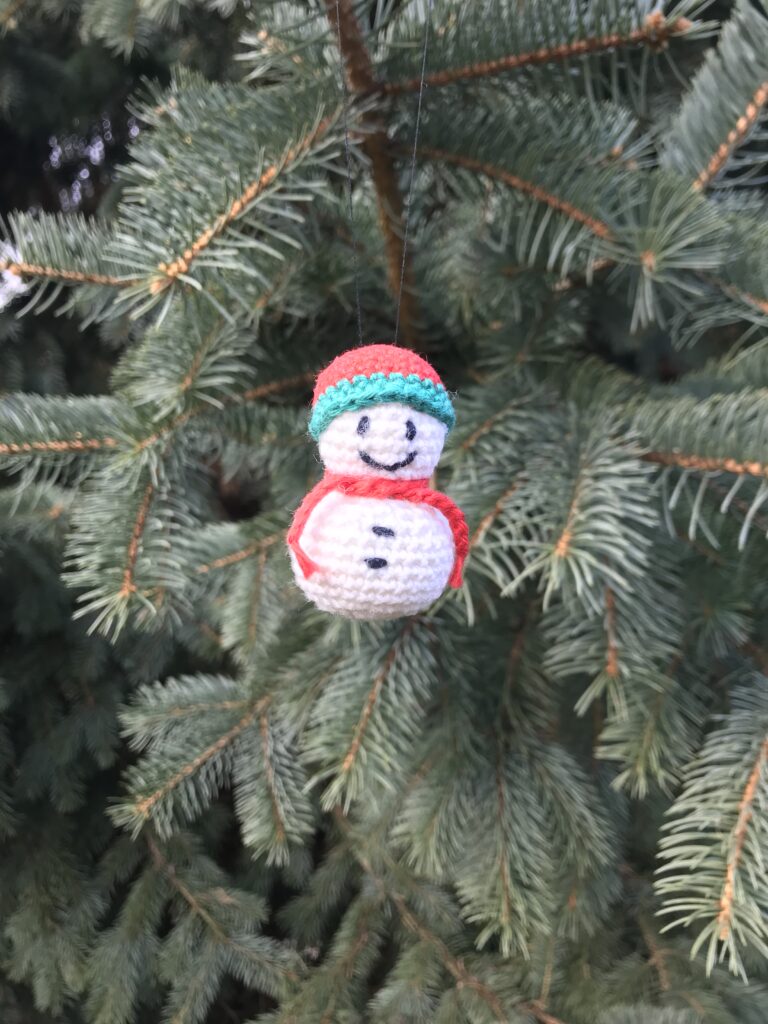 20+ Free Christmas Crochet Patterns for Beginners - crochet-art.com
