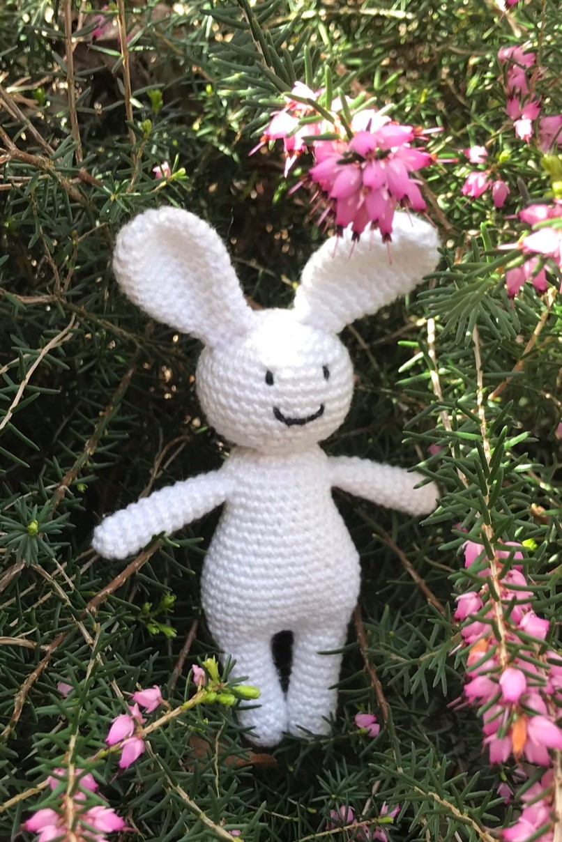 Free_Bunny_Amigurumi_Crochet_Pattern